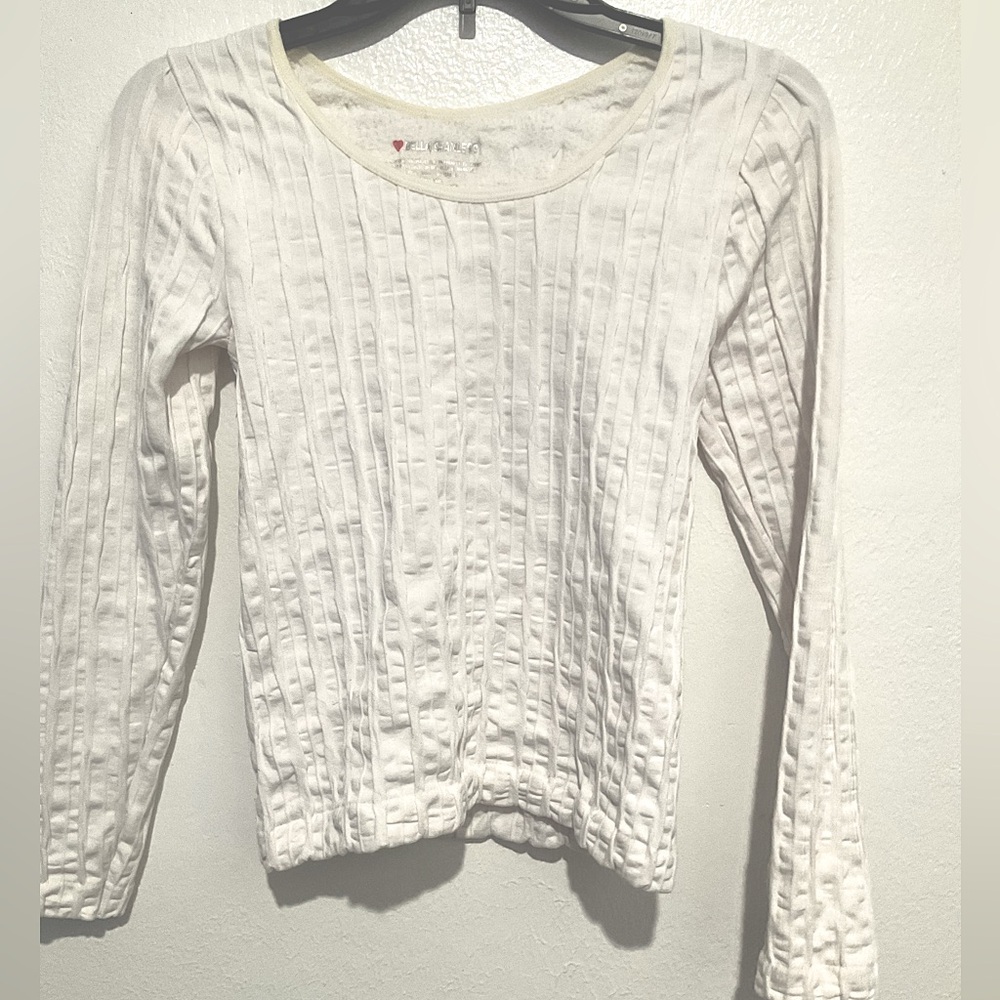Women’s ribbed white long sleeve